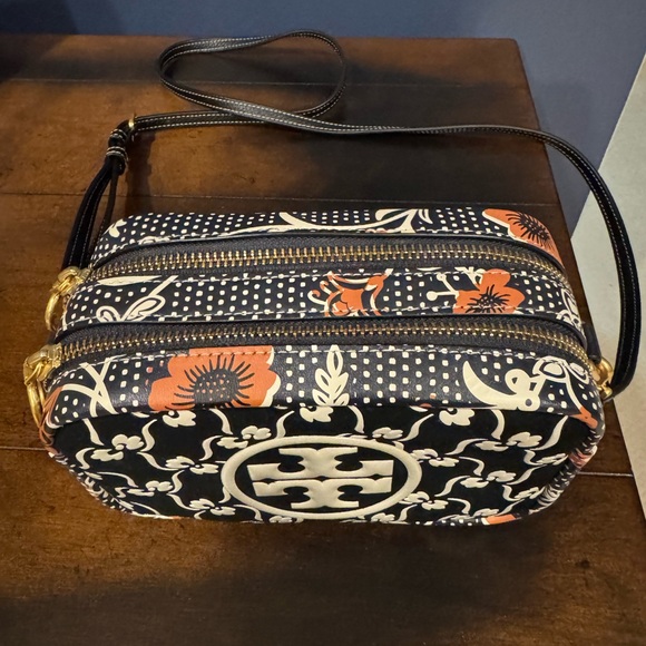 Tory Burch Black and Cream Floral Crossbody Bag - Picture 2 of 2